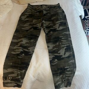 Express Women’s Cargo Pants